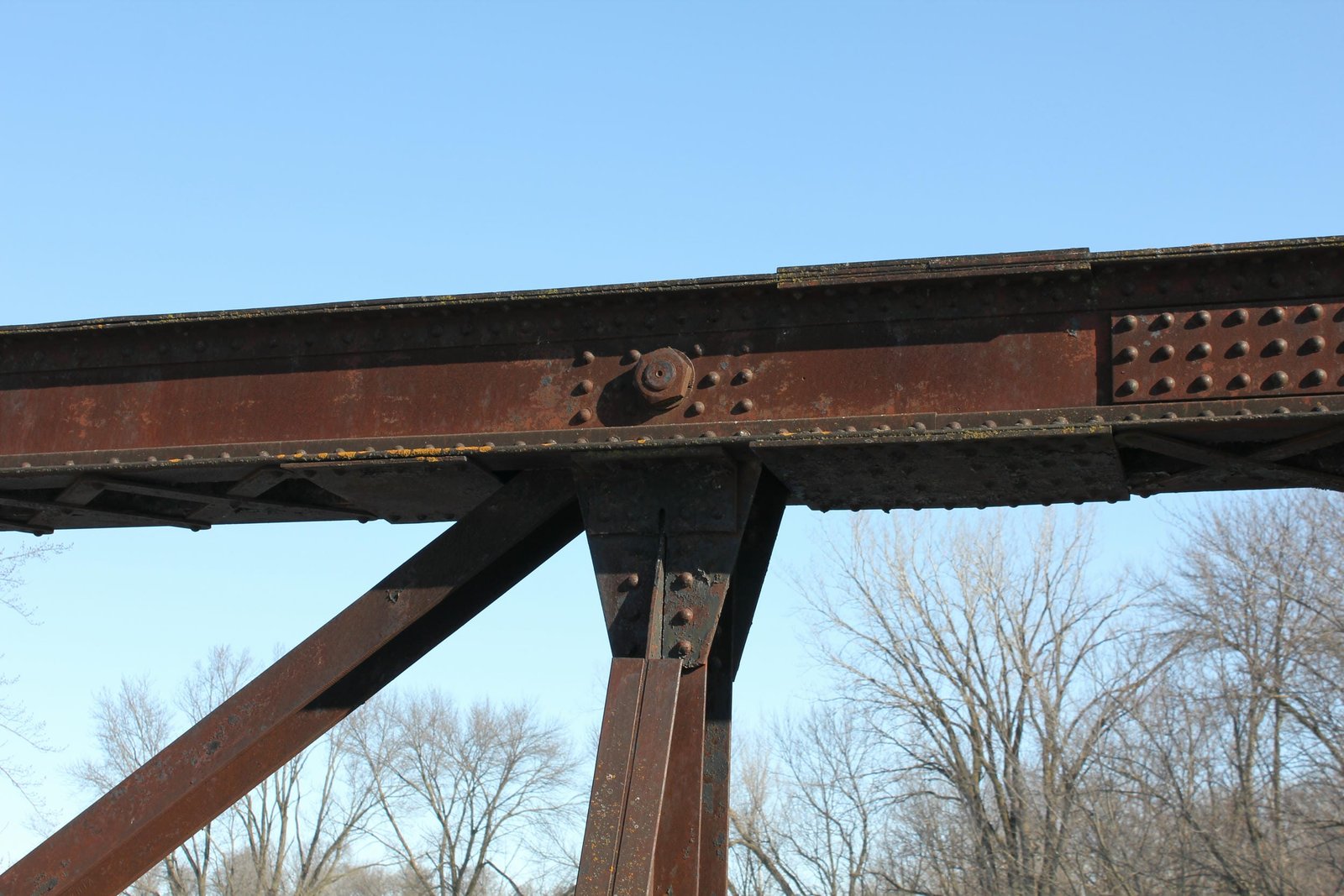 Upper connection